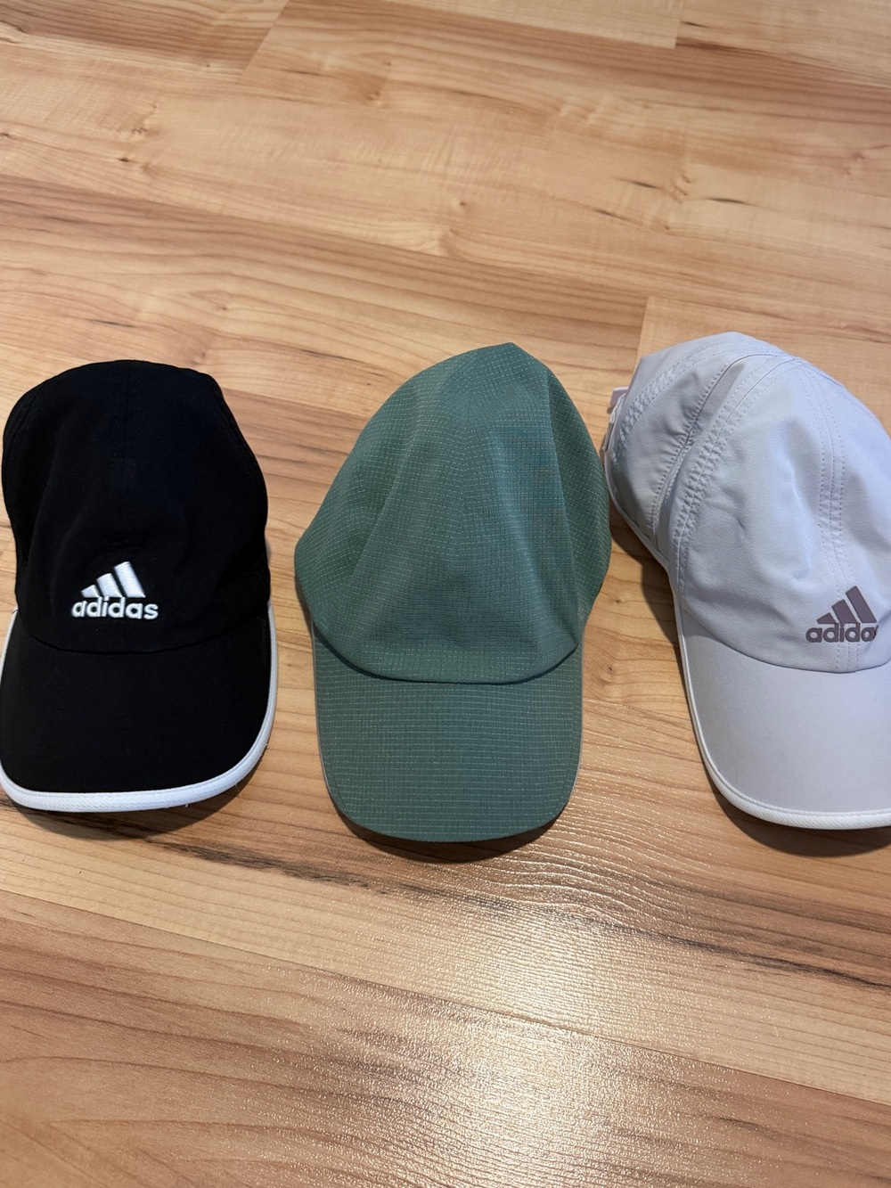 adidas, lululemon 3-Pack Sport Baseball Caps - Black, Green, Whiteboard